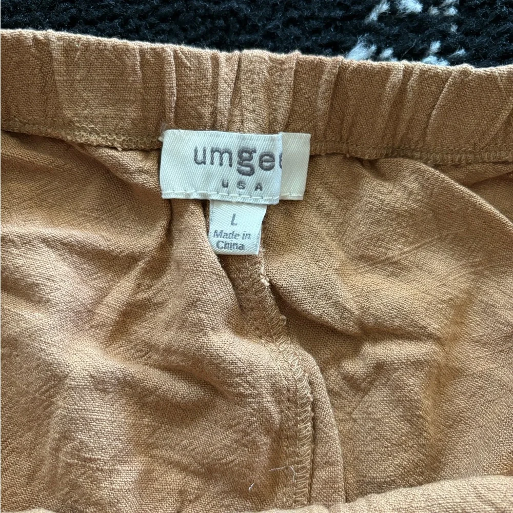 Vici Ruffle Shorts - Picture 4 of 4